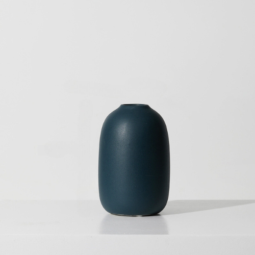 AGNETA Nordic Ceramic Vase - Renée Laurént
